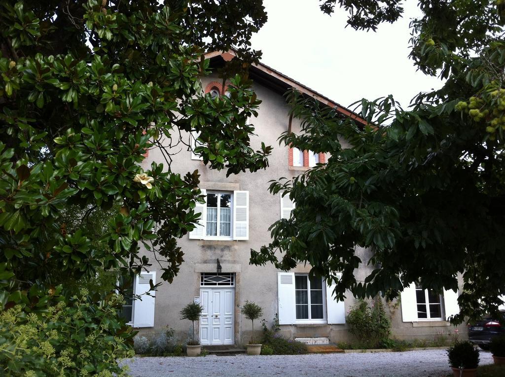 Le Clos De La Muse Saint-Junien Exterior foto